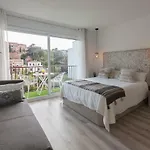 Apartment Lets Holidays Amazing In The Center Of Tossa
