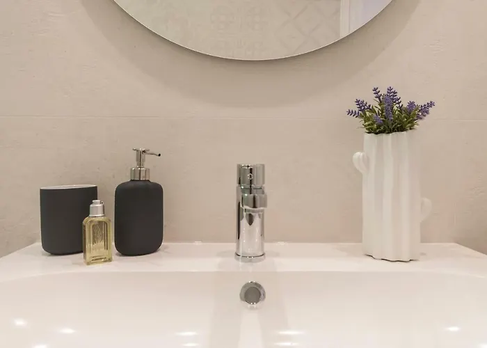 Lets Holidays Amazing Studio In The Center Of Tossa * Tossa de Mar